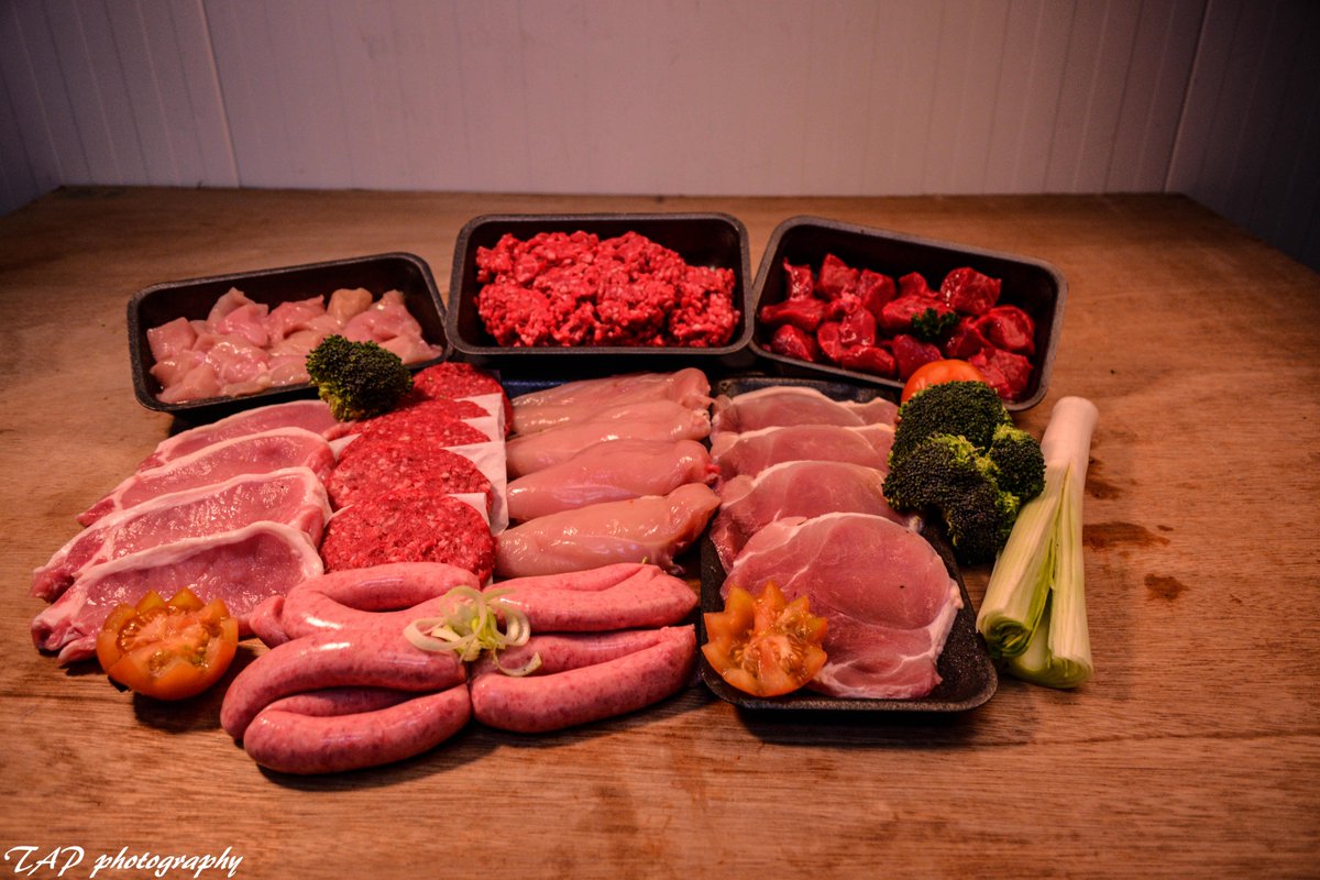 bestburyfoods's tweet photo. Slimmers Pack £34.99 order for #freedelivery at http://t.co/K2VOgsReam don't forget your #freeaddon #LYLM2015 http://t.co/YPxgzt80vd