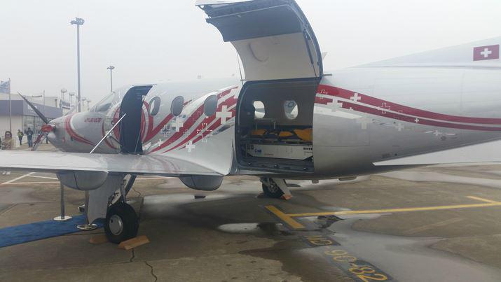 spectrumaeromed's tweet photo. @t_redder is in Shanghai this week representing Spectrum Aeromed at ABACE. The PC-12 pictured is on display! #ABACE15 http://t.co/lWnK6gEAQv