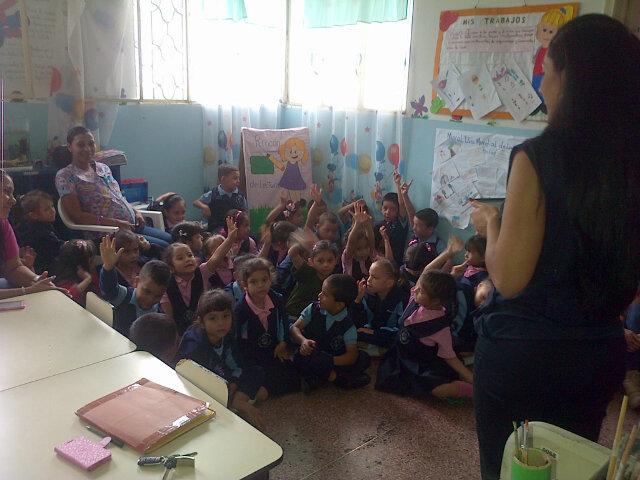 DeliaMagalyMeza's tweet photo. Los niños,niñas piden derecho d palabra en el taller D.Humanos@apoyoeduGBTDE @gallocantaclaro CEI La Cordereña.Paz http://t.co/t5TEVOnoGh