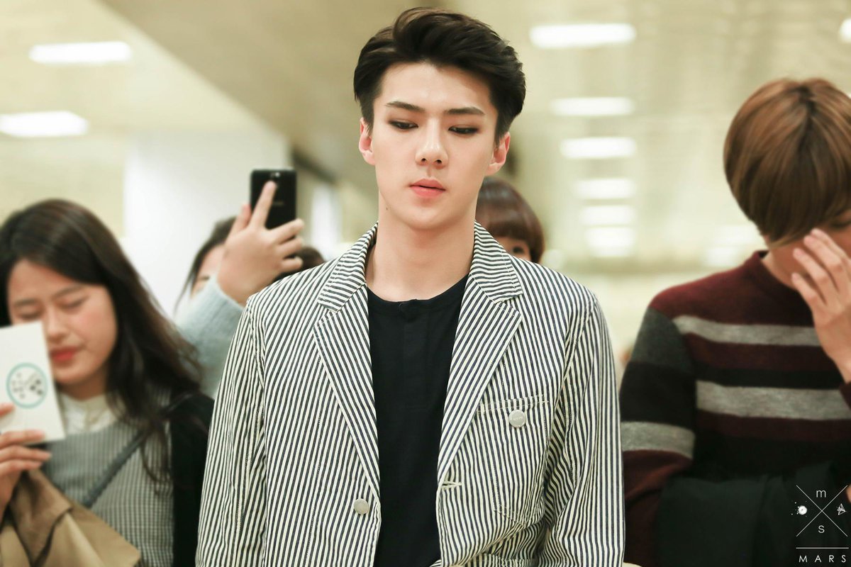MARSSEHUN's tweet photo. 150414 김포공항 / 제주공항 세훈이 13P HD 업! http://t.co/iUvvbrlWjl 
http://t.co/JQKiXeD6WY http://t.co/nv9cxMd5hj