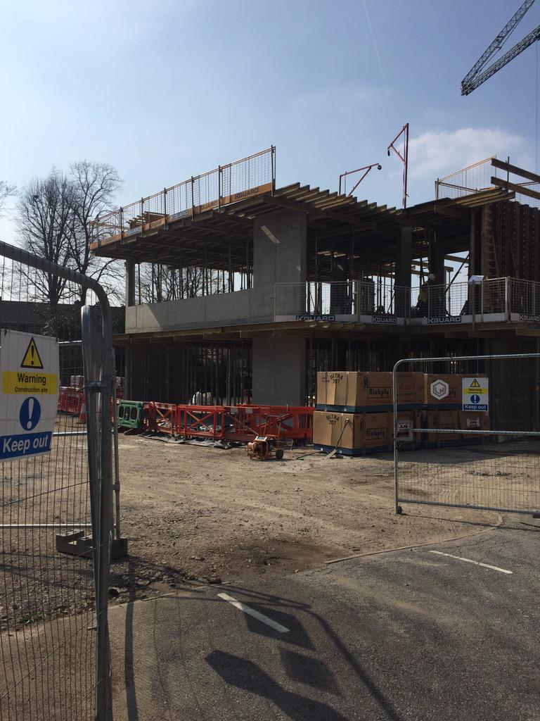 yard_talk's tweet photo. Progress on site #itsgettinghotinhere #talktoyoulater #GRRR http://t.co/2lqYfhnsTd