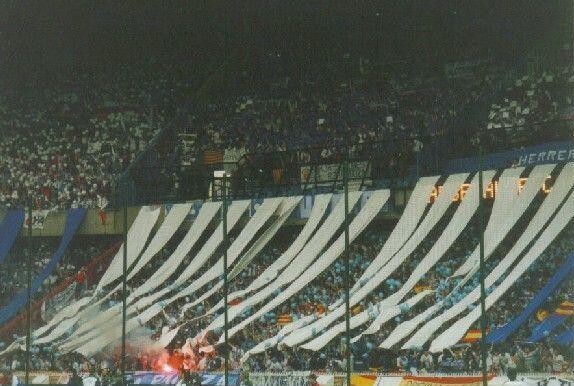 RealZaragoza's tweet photo. Está bonito hoy el Parque de los Príncipes, pero... ¿a que rugía más fuerte hace unos 20 años? ;-) 🏆 http://t.co/nMrt4A4nRA