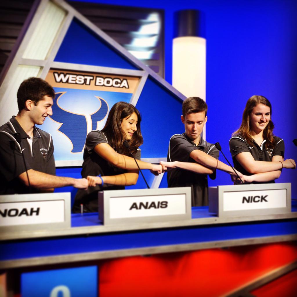 SchoolDuel's tweet photo. 1 day till #SchoolDuel ! #WestBocaHigh vs #SpanishRiverHigh . Closest game ever? (Thurs@7 @BECONTV ) Retweet 4 WBoca! http://t.co/XG5jjNzNDZ