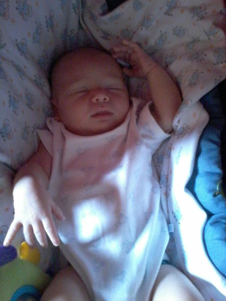 CaioTruffa's tweet photo. #valentinoo http://t.co/yordtULUmI