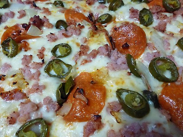 Jim'sRazorbackPizza tweet media