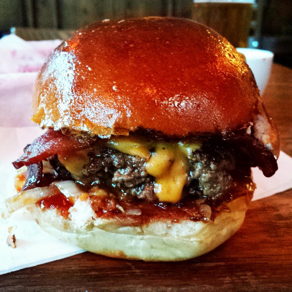 . <a href="/burgerbeartom/">Burger Bear</a> 's #Grizzly #Burger at the new residency at @thejokerpenton in Penton St #N1 Serving Every Day!