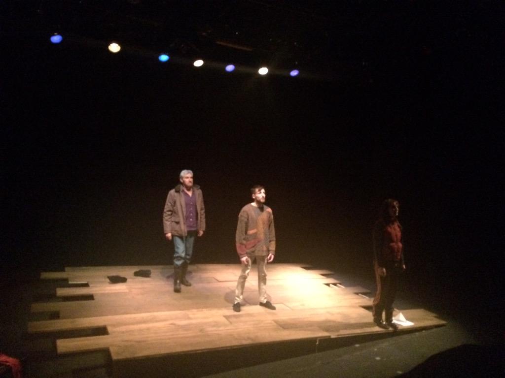 The cast of #4UltimasCosas nailing it.<a href="/jorgecuaik/">Jorge Cuaik</a> <a href="/ForoShakespeare/">Foro Shakespeare</a> <a href="/ItariMarta/">Itari Marta</a> <a href="/ManuelTeil/">Manuel Teil</a>