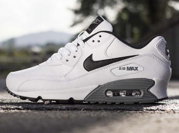 ryoprimanda24's tweet photo. Air max 90 essential white/black
Size 40-45
Only 1.100.000
@jejualsepatu @CTputrashop http://t.co/aF46ySOyLX