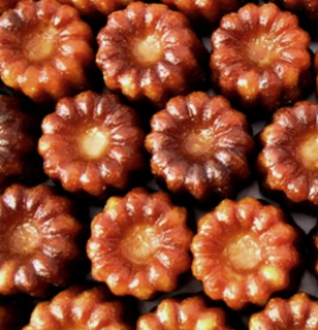 FoudePatisserie's tweet photo. Il existe un championnat du monde du cannelé... et les inscriptions sont ouvertes ! http://t.co/PbK9Lsud2Z http://t.co/eyLNW84vi0