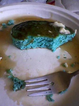 RobinsonAlina's tweet photo. #enjoyingeating http://t.co/0CYZYfQaAH