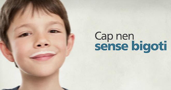 elperiodico's tweet photo. VÍDEO | "Ningún niño sin bigote", lema de una nueva campaña solidaria para recoger leche http://t.co/soEDfi1x3o http://t.co/Z0ODdDQp3v