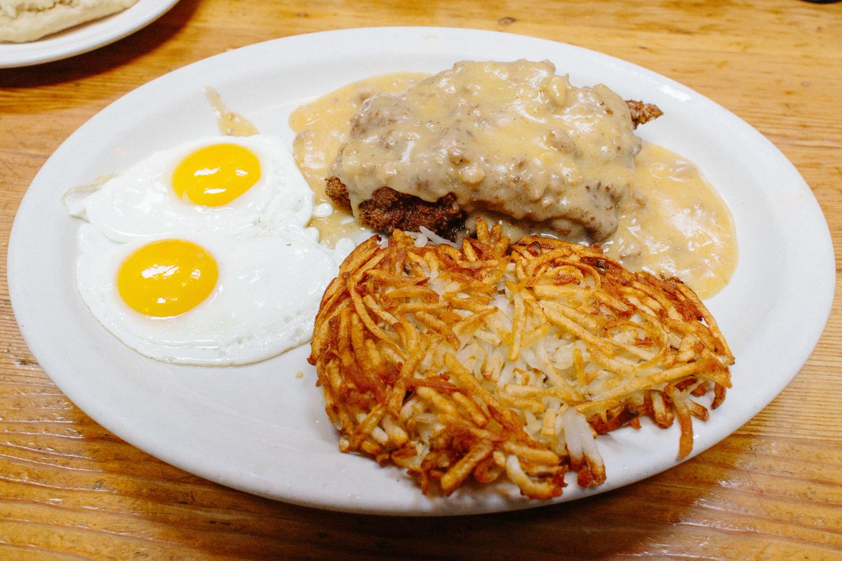 13 Colossal Portland Meals You'll Never Finish: bit.ly/1FTR1F1