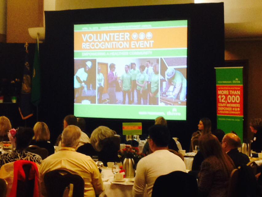 KPNorthwest's tweet photo. Thank you to our employees for giving back to the community! #kpcares #NVW2015 http://t.co/5Zkhbzy5tc