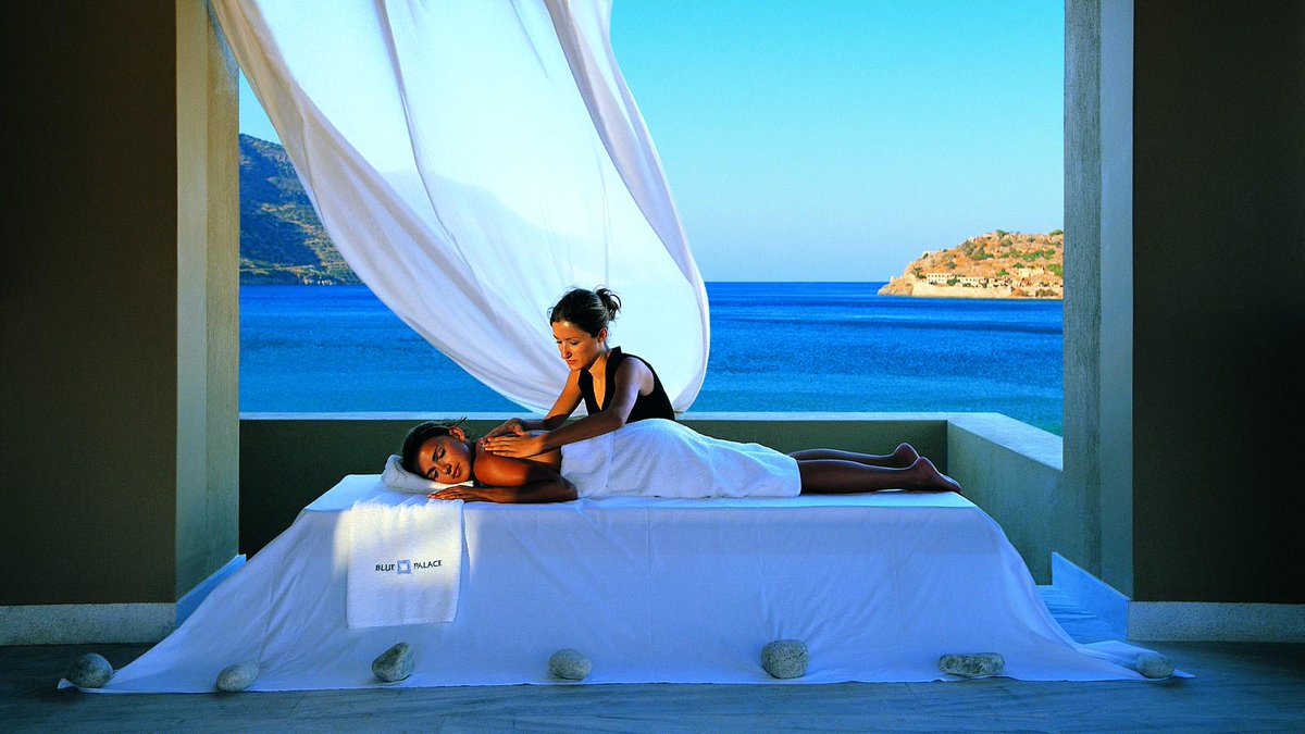 Can't beat a #massage at a location like this! Whats your favorite massage spot?? #massageenvy
