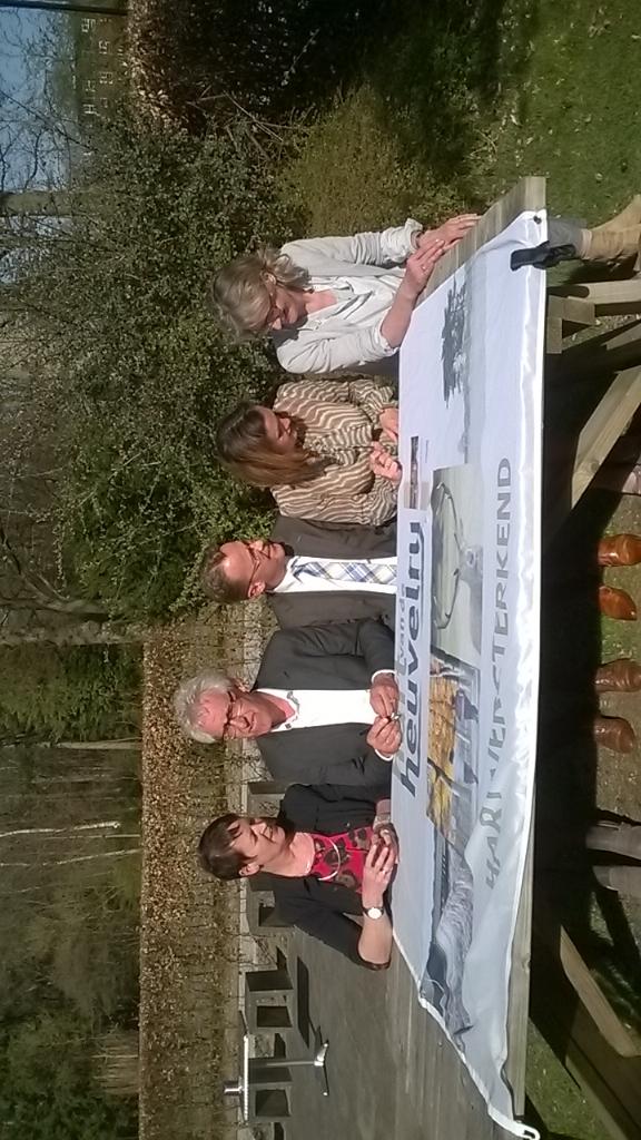 Memorabel moment:ondertekening vernieuwde afspraken hartvdheuvelrug met oa @janduenk en #Reinaerde.