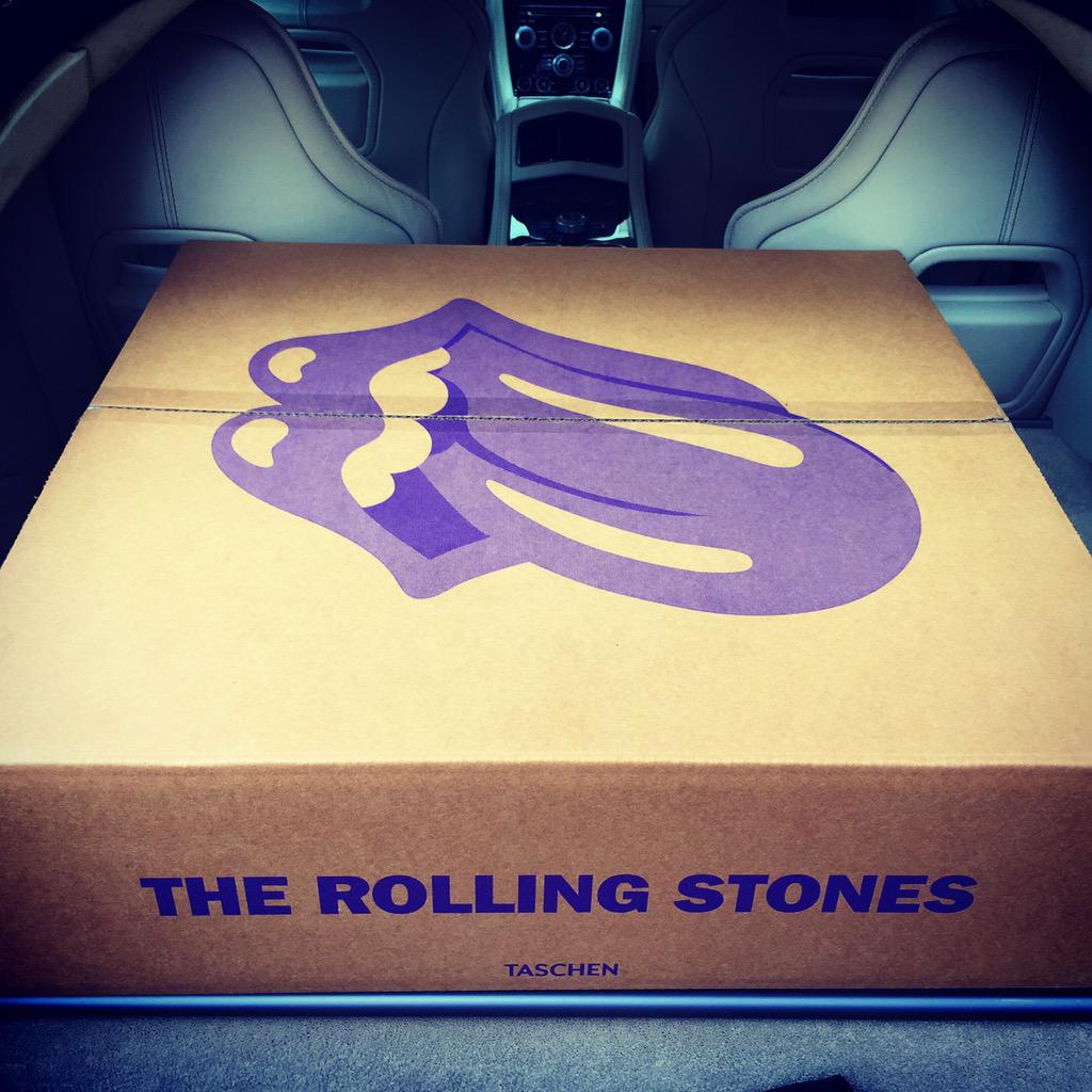 TaschenLibrary's tweet image. Another Rolling Stones Collectors Edition Book has found a new home.