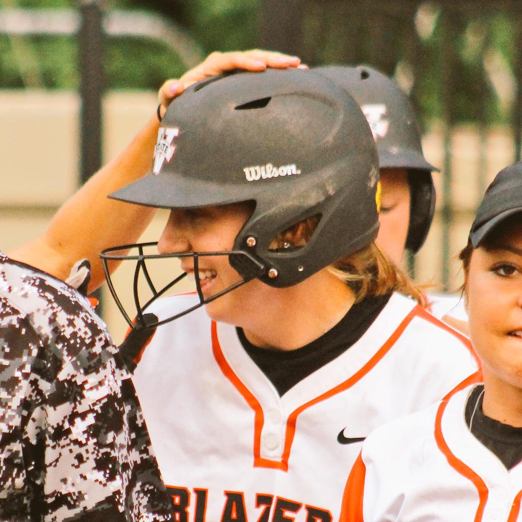 Senior Fran Johnson &amp; @VStateSoftball holding strong at No. 1 in latest <a href="/NFCAorg/">National Fastpitch Coaches Association</a> DII poll: nfca.org/index.php/fron…
