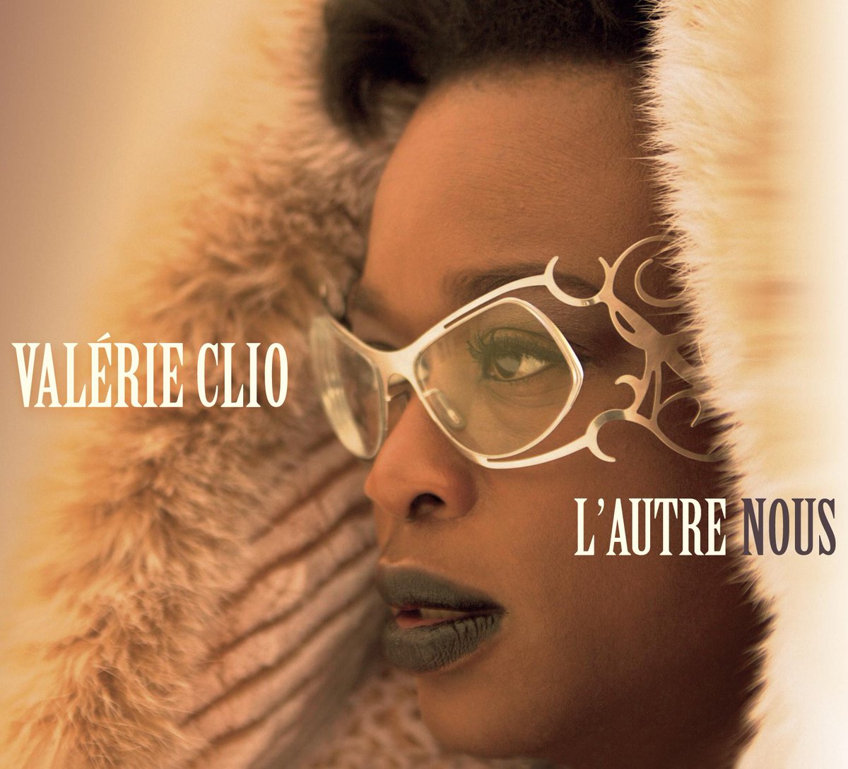 AgenceTonik's tweet photo. #AvisMédia Lancement de l'album L'Autre Nous de @ValerieClio le 21 avril au Bistro Le Cinq http://t.co/YtDab0lw1v 📅 http://t.co/MtOMlJUDeU