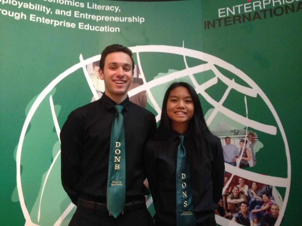 DonsNetCafe's tweet photo. @VEInternational Appreciate the hospitality! #entrepreneursforum #business #Sbhsdons #DNCTIMES #TradeFair http://t.co/SHCpOzvpdw