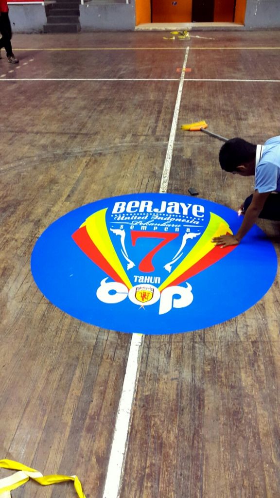 UtdIndonesiaPKU's tweet photo. Persiapan Anniversary CoP yang ke-7. #BER7AYE
H-1 lho..sudah amankah tiketnya? ;;) Ayo diburuuuuuu... :D http://t.co/A3gIS7mT2L