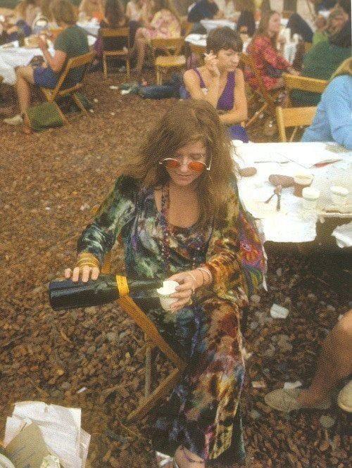 TimeinMusic's tweet photo. Janis Joplin at Woodstock - 1969 http://t.co/xEQbfvTj3J