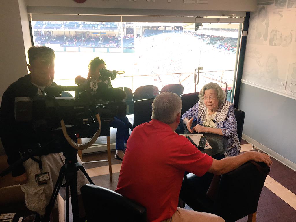 addisonbolin's tweet photo. Interviewing Elizabeth Sullivan, the oldest @Rangers fan. She attributes her 104 years to drinking 3 @drpepper a day http://t.co/5V569O7BoU