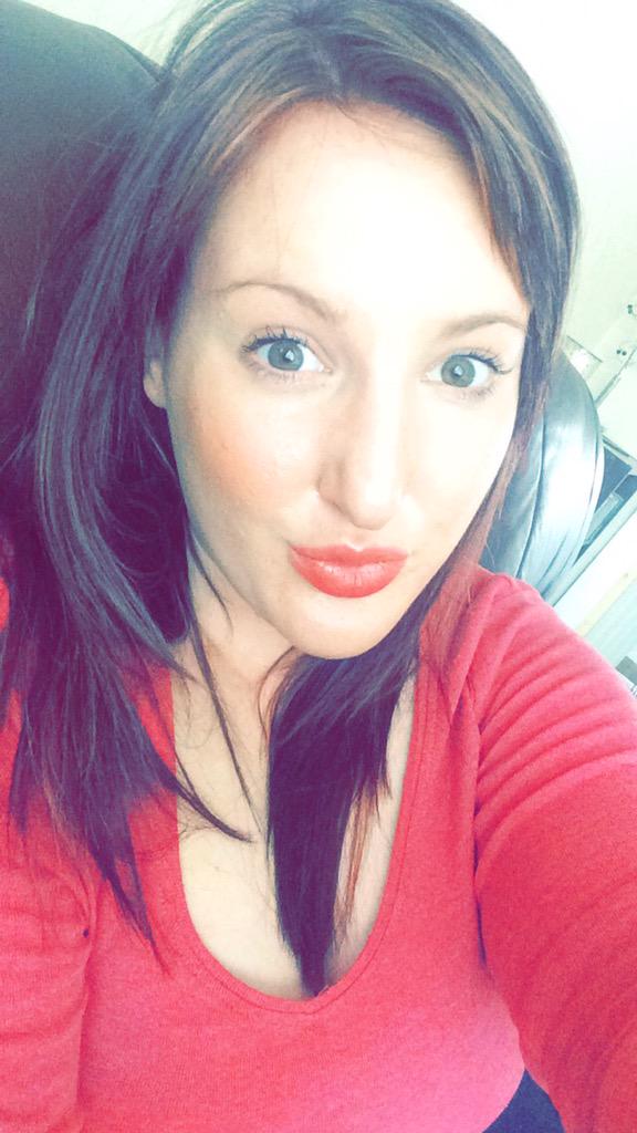 Shell_Aston's tweet image. Love my new blonder hair!!! X x