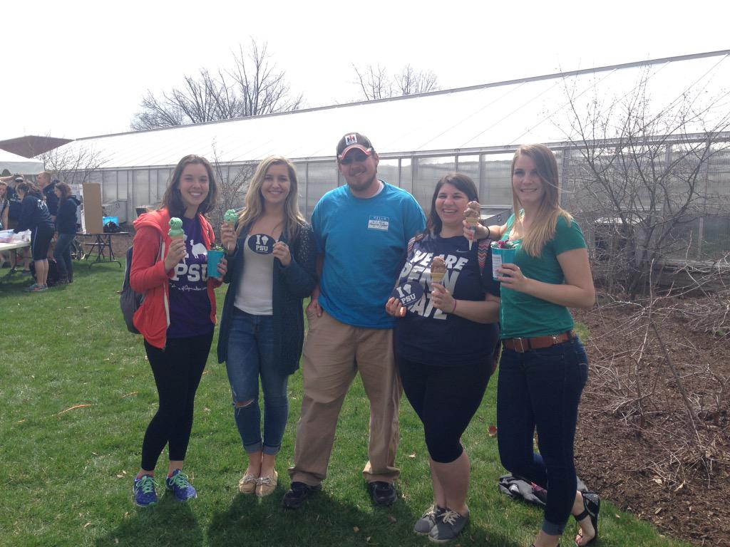 AgDayPSU's tweet photo. Enjoying some #PSUAgDay scoops! http://t.co/pXuZROFmyP