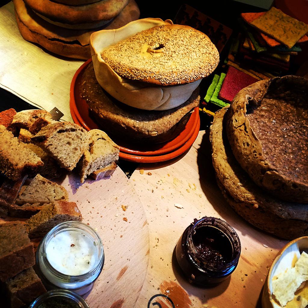 archipanic's tweet image. @_designjunction Baking bread packaging #milan2015 #Milandesignweek #designjunction