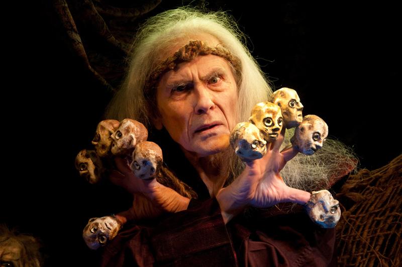KQEDarts's tweet photo. From a fool &amp; a pack of puppets, 2 offbeat productions of #Shakespeare's ‘King Lear’ http://t.co/MWdYRD3TkG @shurwitt http://t.co/aVDNm4UjR7