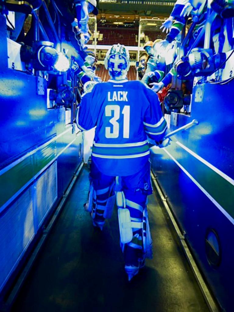 mammamialack's tweet photo. This is what you live for !!!! Have fun @eddielack and take the puck  ! http://t.co/epkQ8Xx2Qa