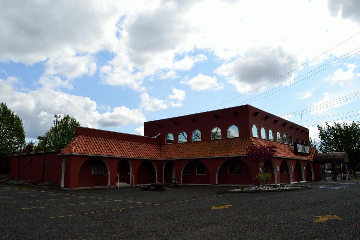 JulesJayJourno's tweet photo. New @forgepdx #food project in Rockwood #PDX http://t.co/VgrCD3qokn @HaciendaCDC @stevenshomler @RobBartPDX http://t.co/Cgh1vAIRSW