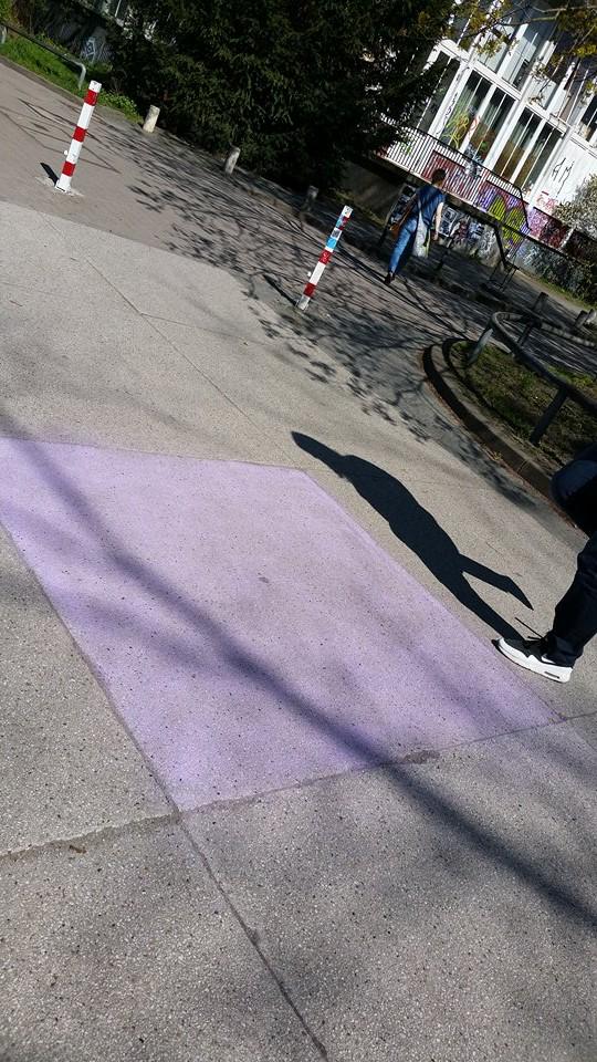 Violet Squares everywhere! #meuterei