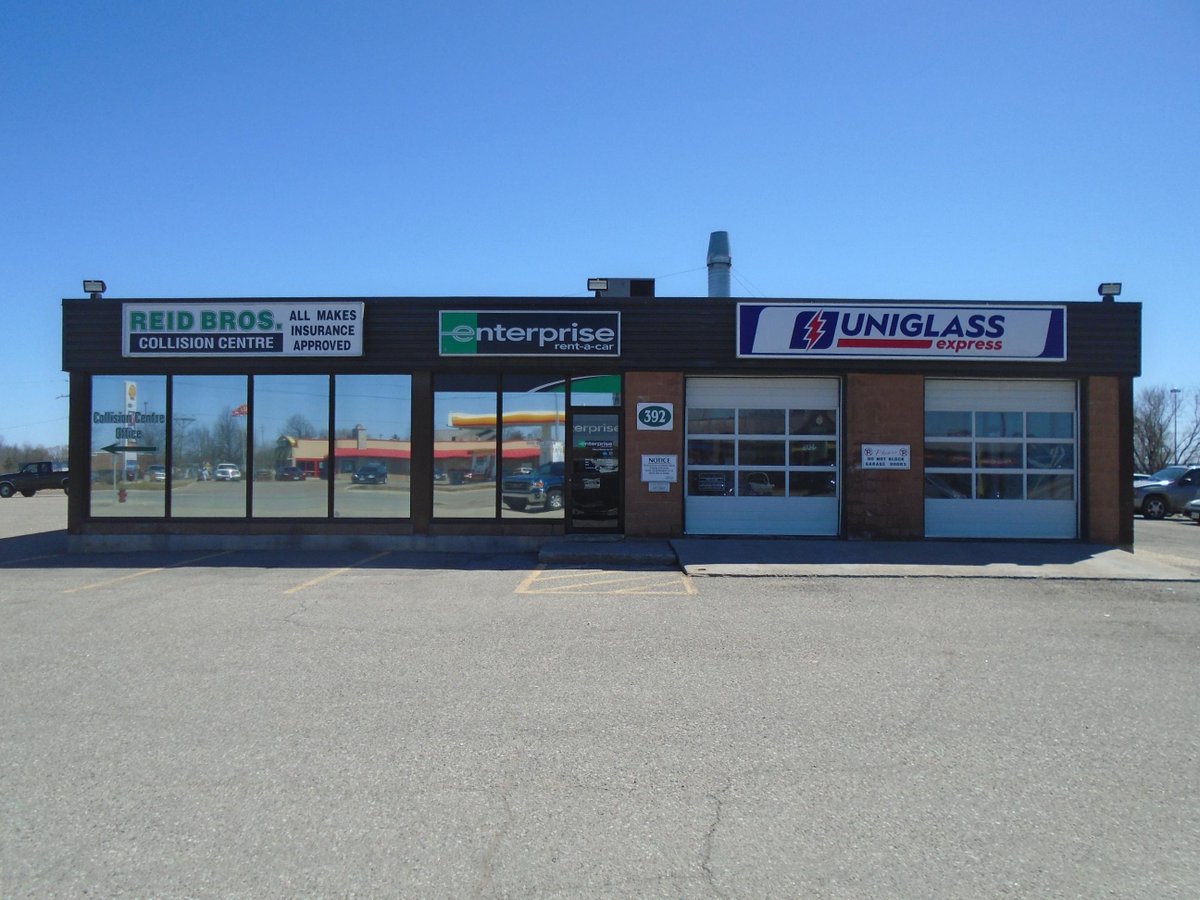 ReidBrosGM's tweet image. @Uniglassplus signs installed today. #Arnprior
