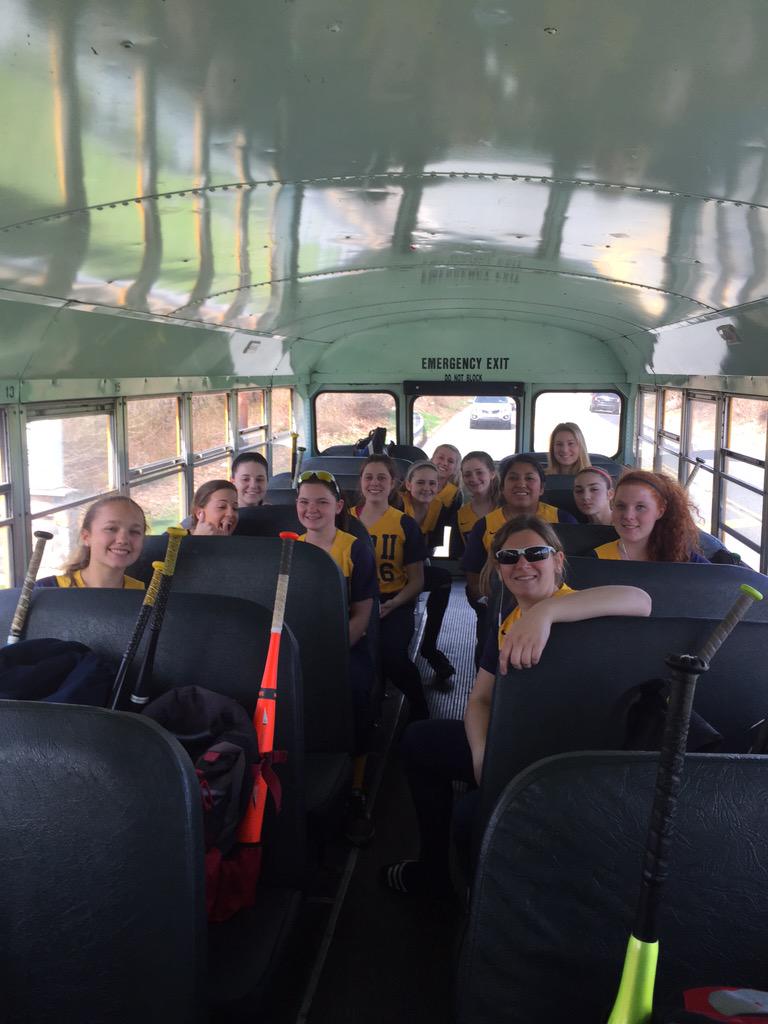 Amanda Knight tweet media