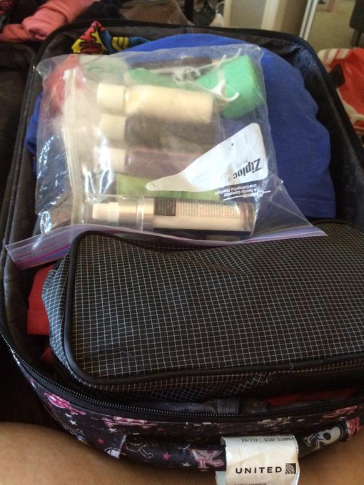 Packing for toronto http://t.co/aDy1bIzwtB<a href="/tag/follow"class="tags"><span>#follow</span></a><a href="/tag/interview"class="tags"><span>#interview</span></a><a href="/tag/live"class="tags"><span>#live</span></a><a href="/tag/ig"class="tags"><span>#ig</span></a><a href="/tag/cottoncandisundays"class="tags"><span>#cottoncandisundays</span></a>