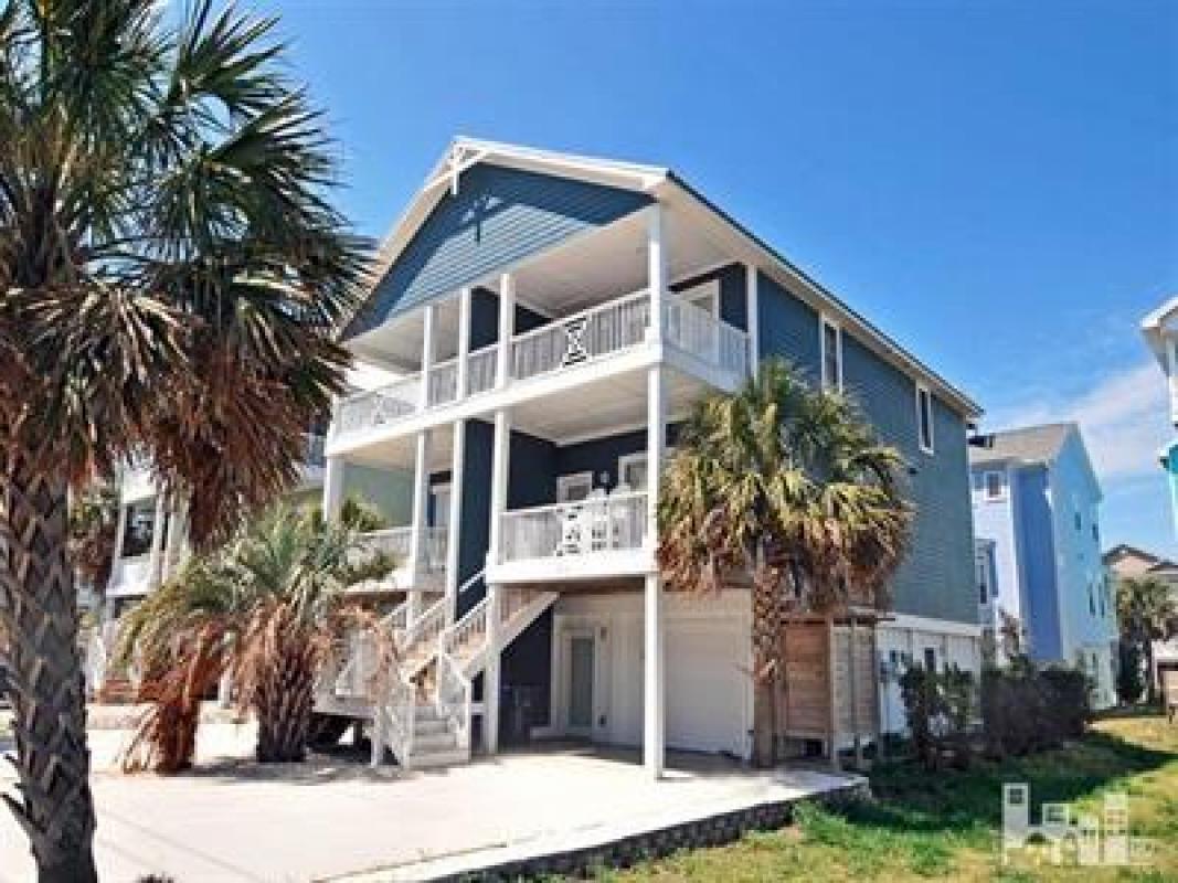 RegisterTeam's tweet photo. I am looking for a buyer on 1218 South Lake Park Blvd Unit: 1 #CarolinaBeach #NC http://t.co/PXJunJGffV #realestate http://t.co/X5MFCuDDTq
