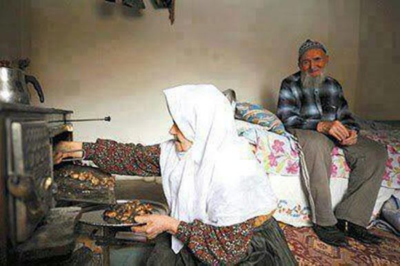 HergunYeniBilg's tweet photo. İster kral, ister köylü olsun,dünyada en mutlu insan evinde huzur olandır.. http://t.co/yJLDRcBlIf
