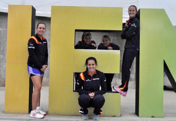 conchitamartinz's tweet photo. Para una capitana es ilusionante ver las ganas de hacerlo bien de estas jóvenes jugadoras http://t.co/b4BTMfbnct http://t.co/jIb1nZx3jB