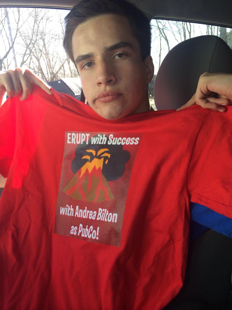 ABforPC's tweet image. Picked up the shirts!!! 😝😝😝