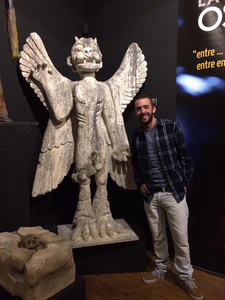 mariodark0's tweet photo. Increíble la #ExpoCuartoMilenio desde luego ya había granas. Gracias @navedelmisterio por acercarnos a lo desconocido http://t.co/2GHicdulRG