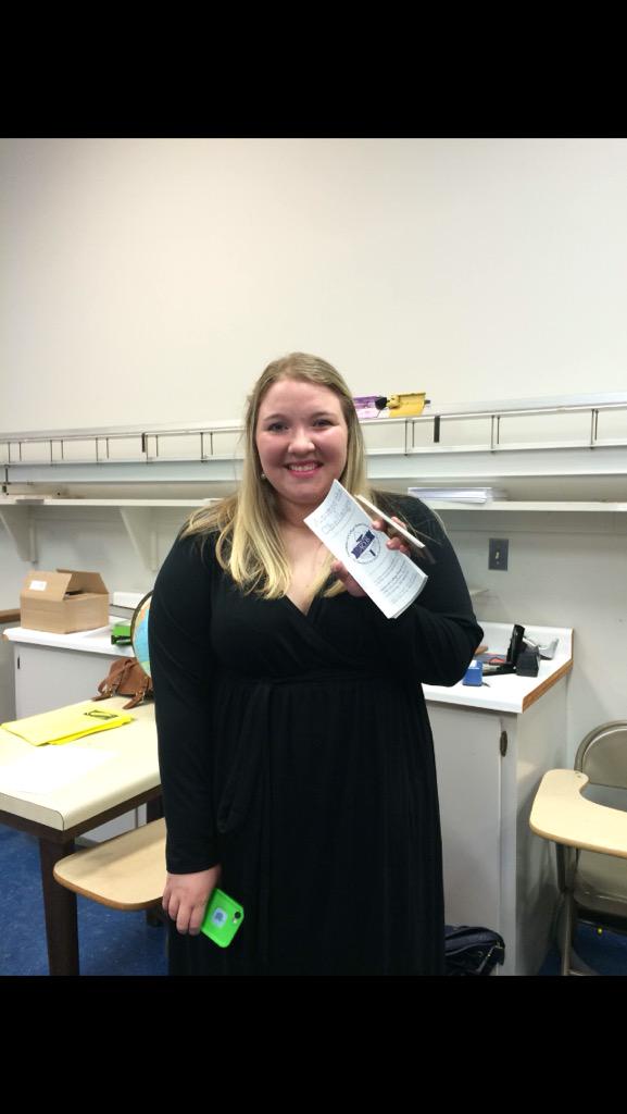 UMSigmaTauDelta's tweet image. Officers before and during the induction.  #EtaNu #SincerityTruthDesign #OleMiss