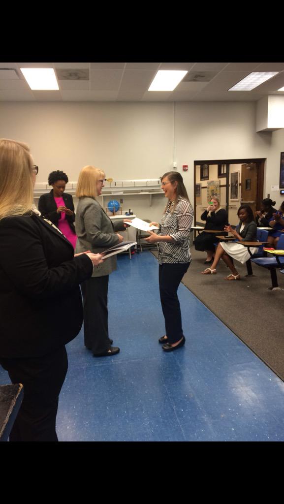 UMSigmaTauDelta's tweet image. Being inducted! #EtaNu #OleMiss #SincerityTruthDesign