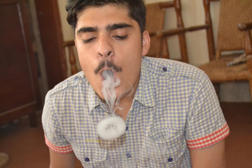marjankh4n's tweet photo. #Randoms http://t.co/RcPPN5W8yz