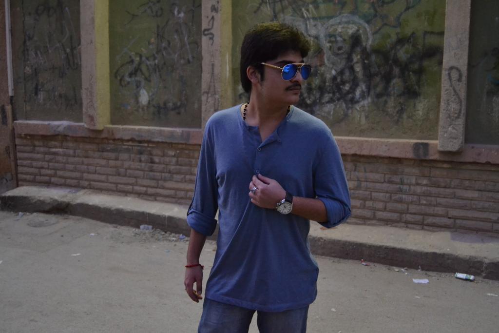 marjankh4n's tweet photo. #Randoms http://t.co/KFA3CHYTR8