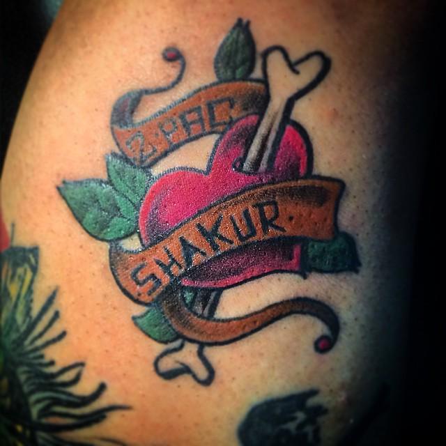 Tupac_music's tweet photo. #2pac #shakur #tattoo #tattooartist #skarnet #frehand #colortattoo #heart #bone #inkinbloodout by skarnet http://t.co/v3NGZQKhY9