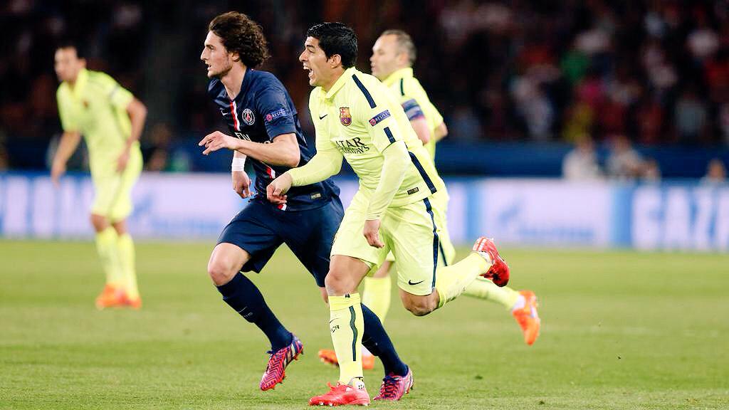 FPhotoed's tweet image. Luis Suarez // #FCB