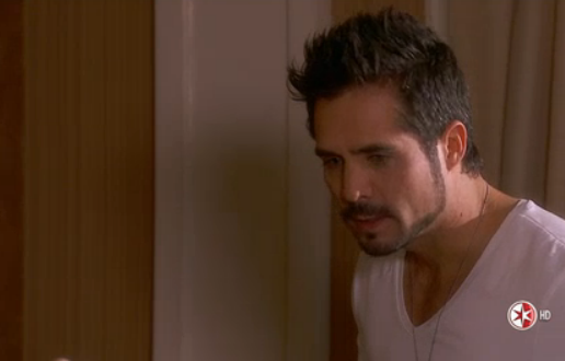 FClubJoseRon's tweet photo. Pedro discute con Osvaldo por no haberle dicho que piensa postularse para presidente de A-Corp #MIVAC http://t.co/rjeZYkRCFi
