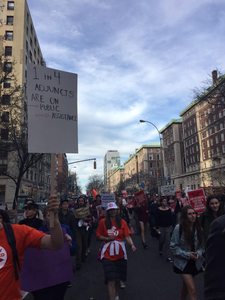 CuFight415's tweet photo. Students have taken over Broadway #FightFor15 #RaiseTheWage #FightFor15k http://t.co/6BoDVoERsT