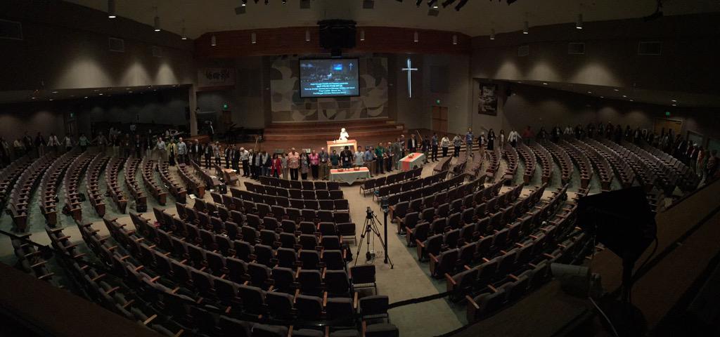 prayersummit's tweet image. Closing service. United hands. United hearts. Thank you Jesus! #prayersummit15